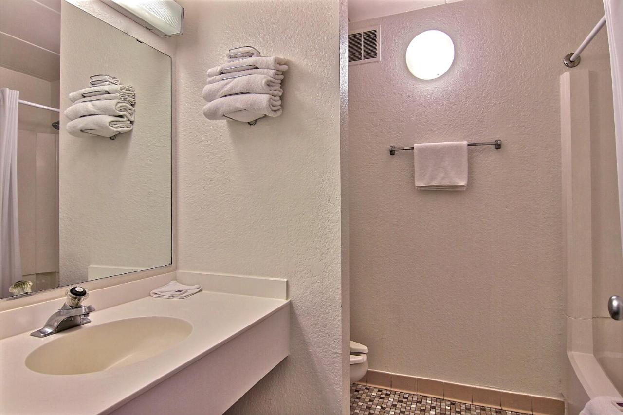 Motel 6-Merrillville, In Room photo
